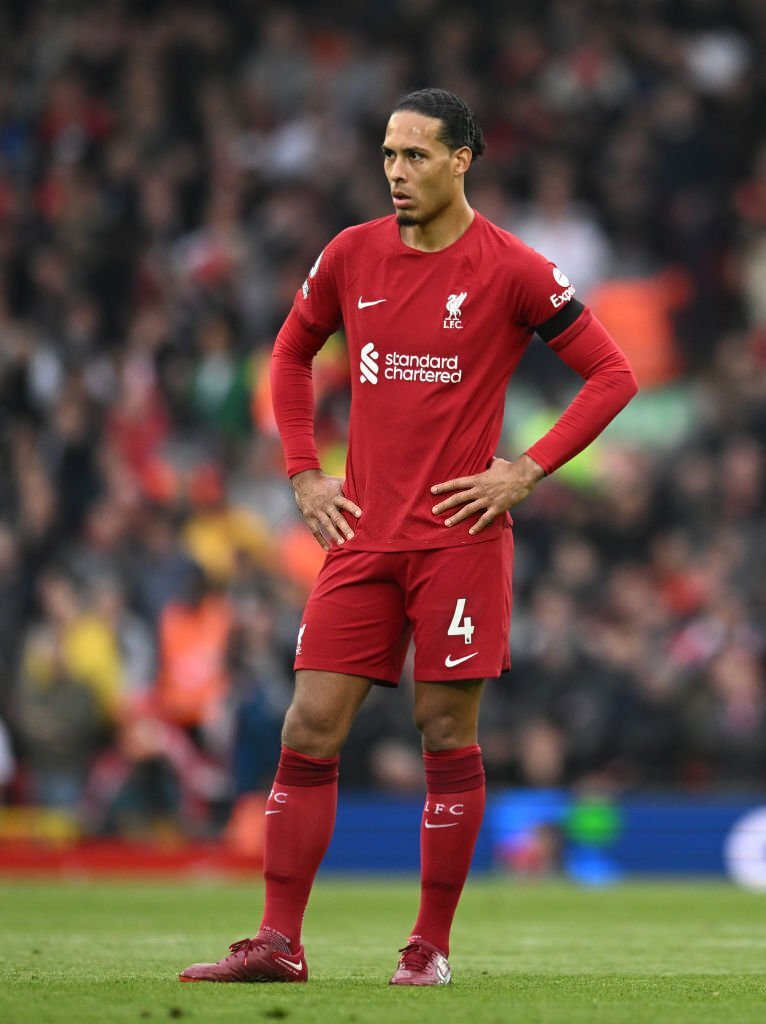 Van Dijk của ngày xưa đâu mất rồi 2